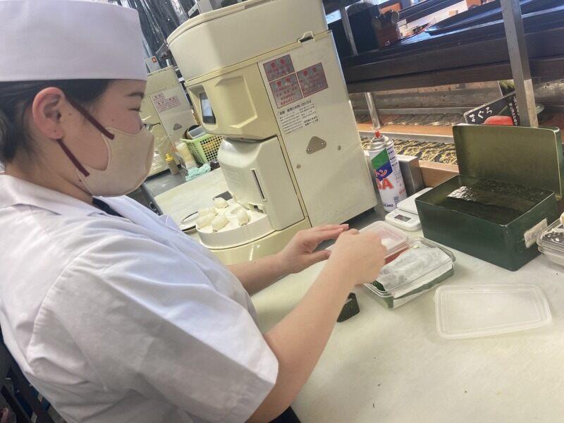 すし官太　氷上店の仕事画像3