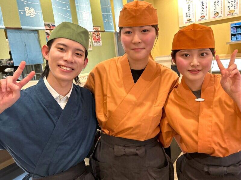 グルメ回転寿司力丸 神戸元町店の仕事画像2