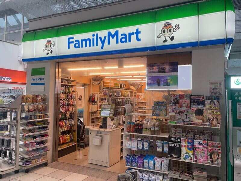 ファミリーマート 地下鉄センター南駅店の仕事画像3
