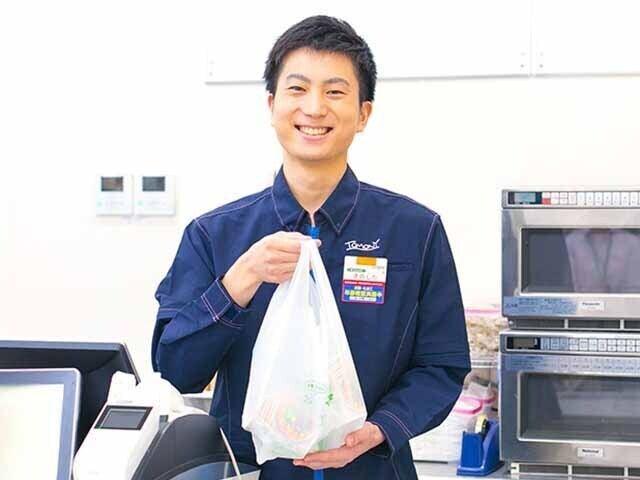 ファミリーマート 地下鉄センター南駅店の仕事画像1