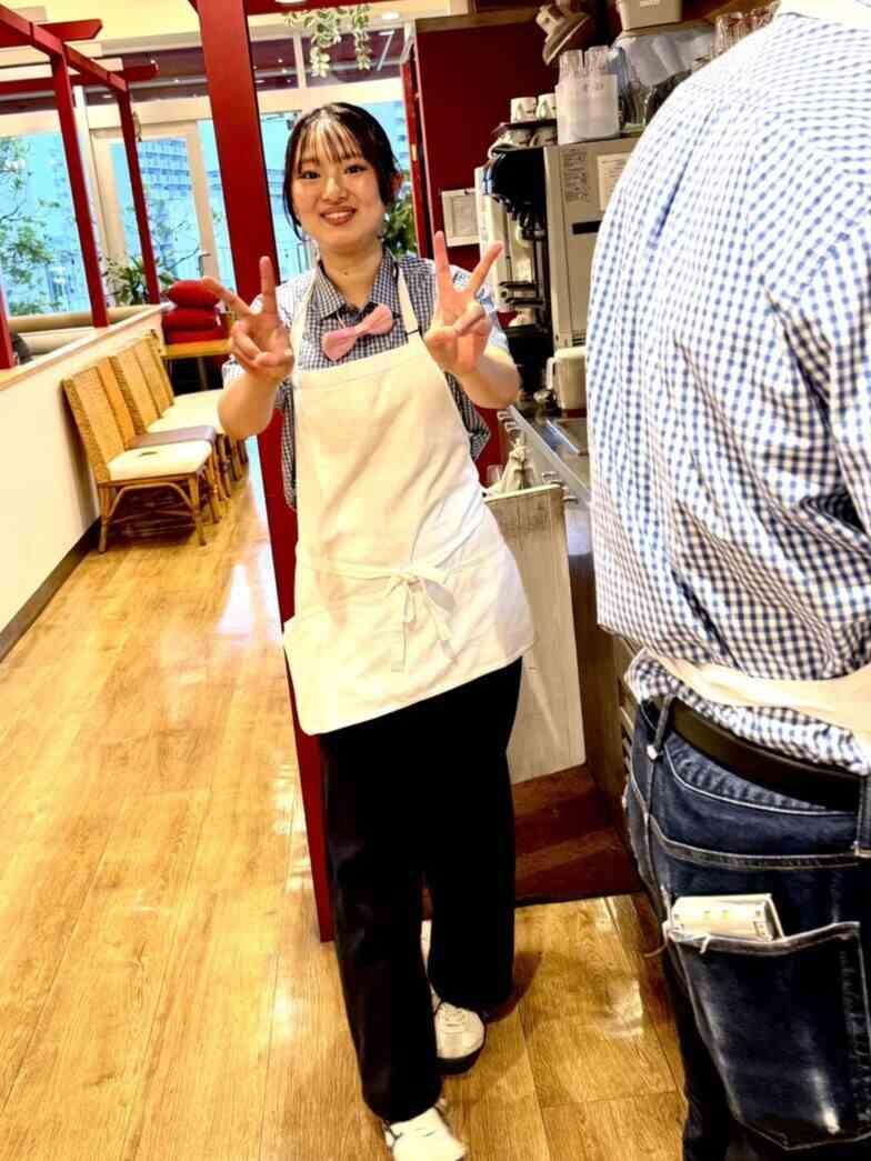 SEAFOOD JO'S テラスモール湘南店の制服2