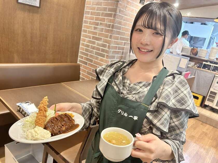 グリル一平 三宮店の制服6