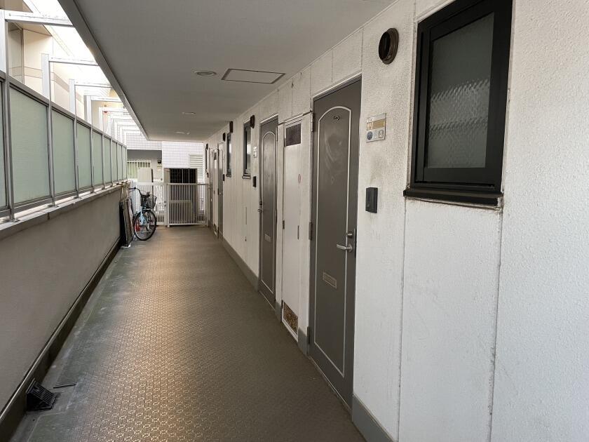 朝日新聞サービスアンカーASA青葉台の制服4