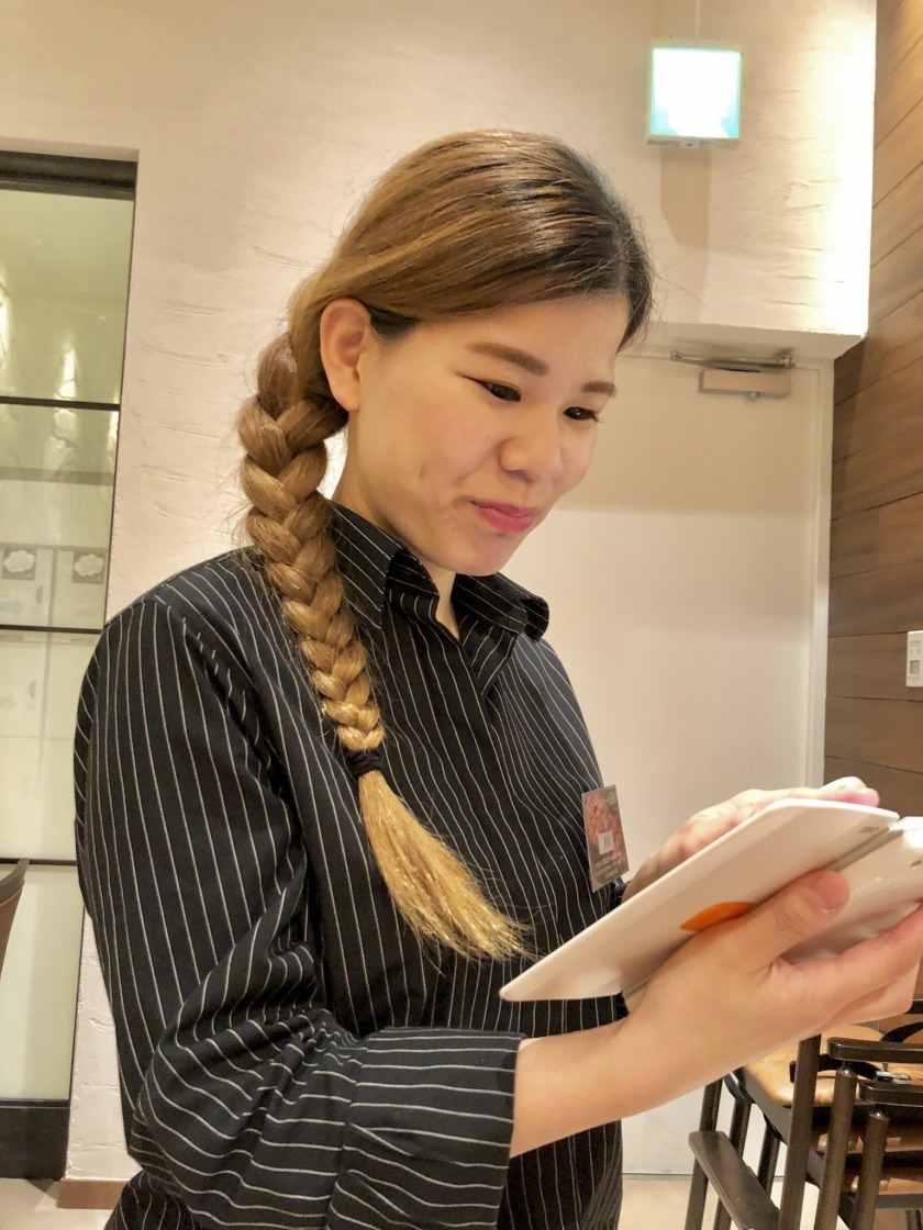 Hamburg ＆ Steak HIRO台場店の制服4