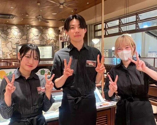 ＼平日ランチ歓迎／特別高時給！まかない無料｜髪色ネイル自由◎(フード・飲食、江東区)のイメージ画像