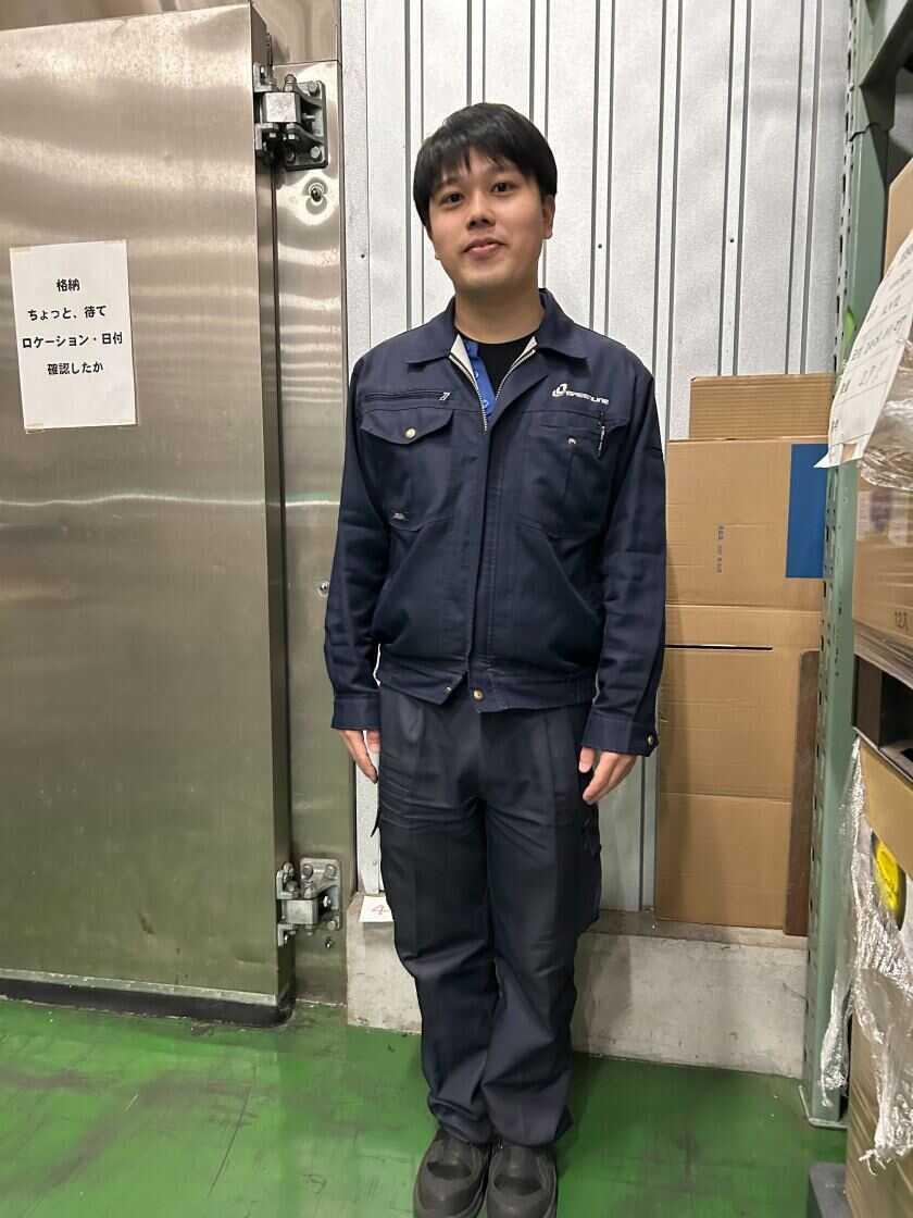 グリーン物流株式会社 大阪支店の制服2