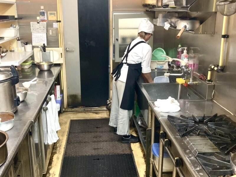 アリーナ小倉店の仕事画像3