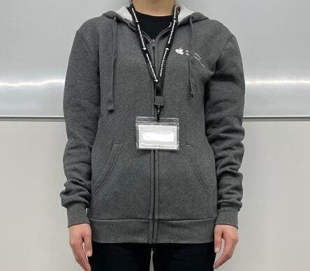 クイックガレージ秋葉原の制服2