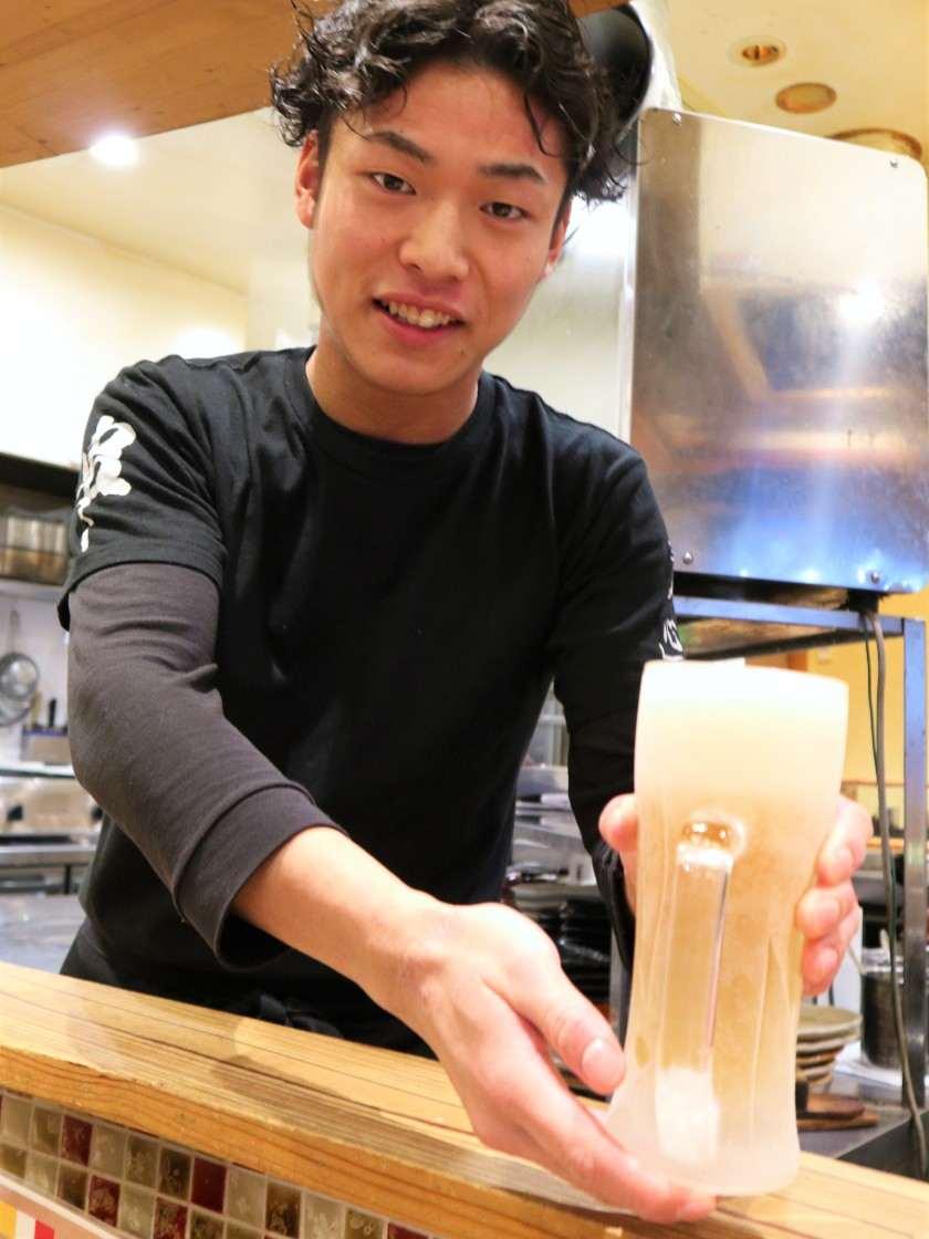 鉄板神社　総本店の制服3