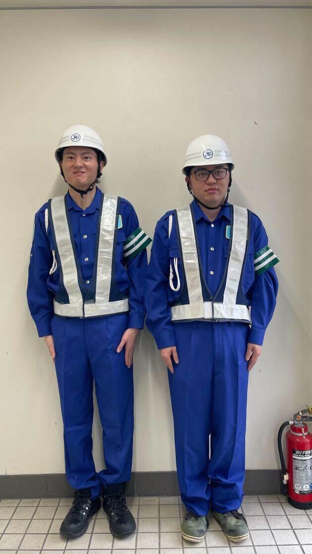 ジヤックス警備保障有限会社　本社の制服1