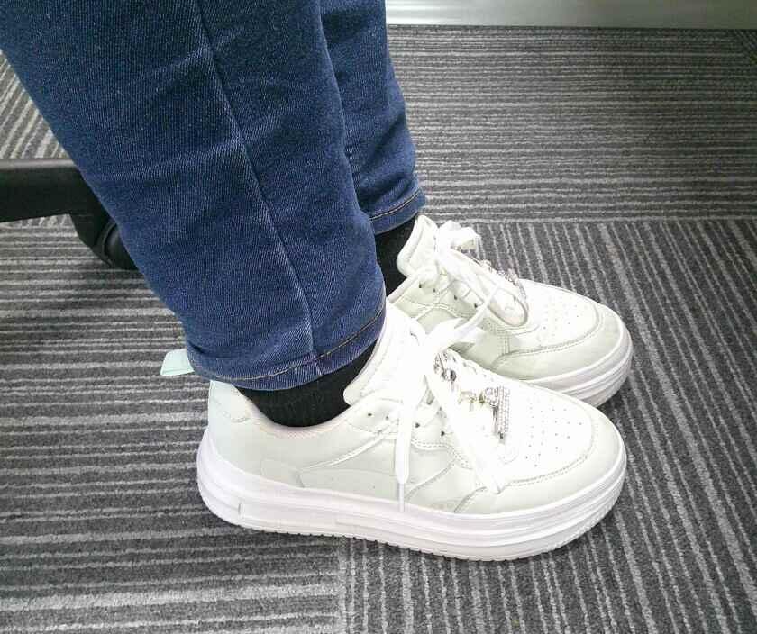 株式会社エポスカード　審査部　事務スタッフの制服4