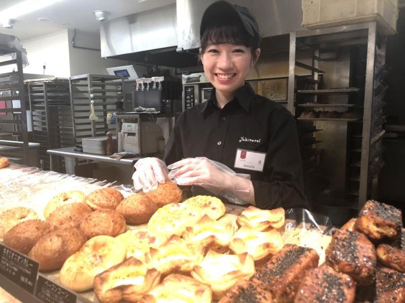 Yakitatei(ヤキタテイ)大阪ドーム店の仕事画像2