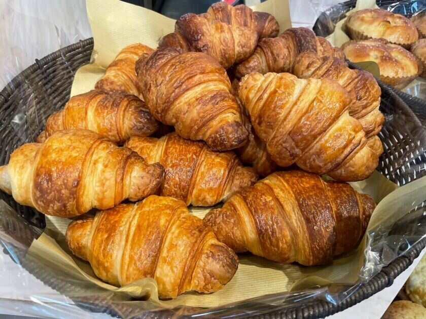 Yakitatei(ヤキタテイ)ラソラ川西店の制服1