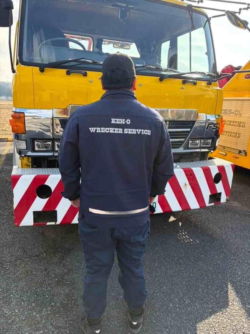 株式会社LOOP圏央レッカーサービスの制服3