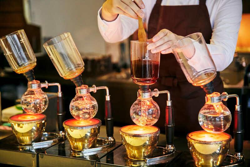 倉式珈琲店　広島本通店の仕事画像1