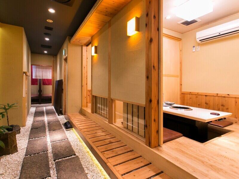 炭火焼肉ごえ門 播磨店の仕事画像2