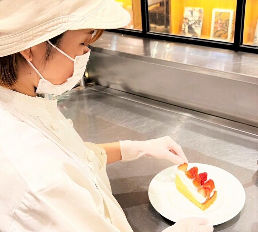 cafe & books bibliotheque/カフェ＆ブックス ビブリオテーク　福岡・天神店の制服1