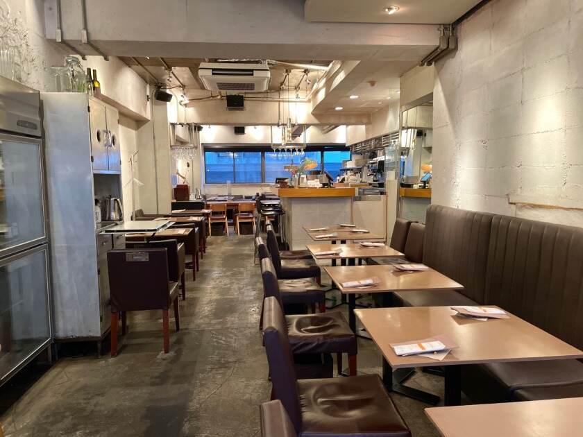 ura ebis. / ウラエビスの制服1