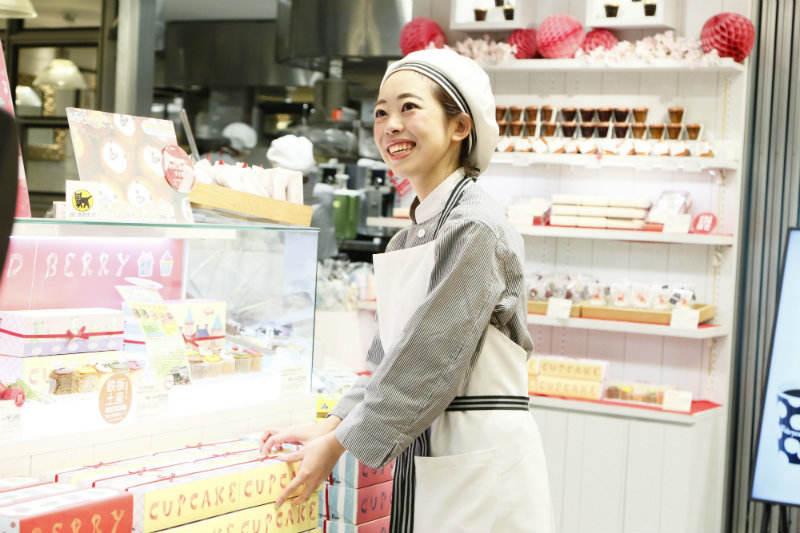 フェアリーケーキフェア 東京駅グランスタ店の仕事画像1