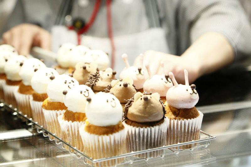 フェアリーケーキフェア 東京駅グランスタ店の制服3