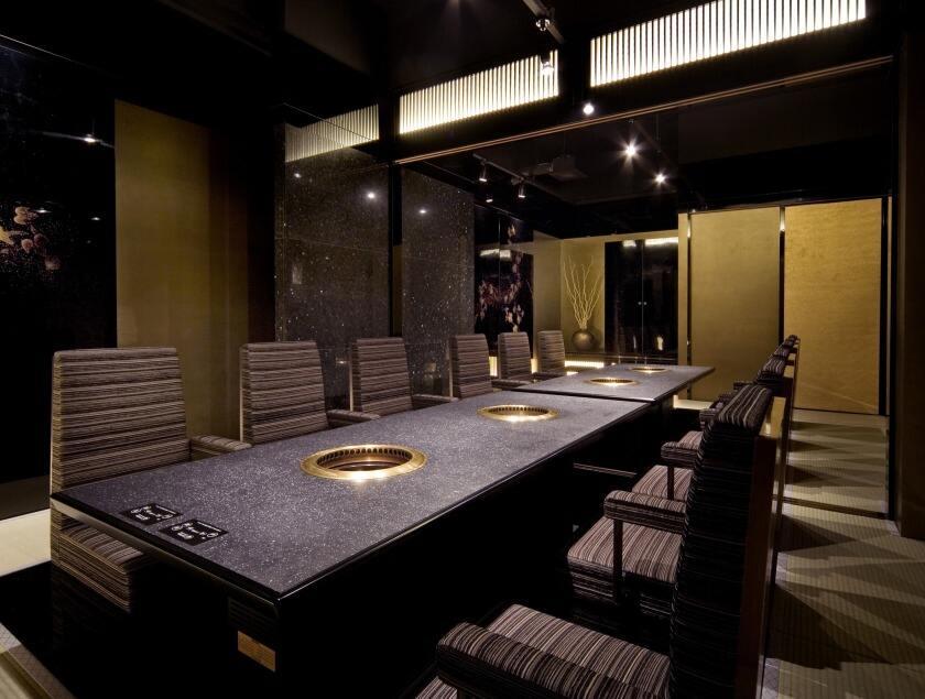 食道園　北新地店の制服4