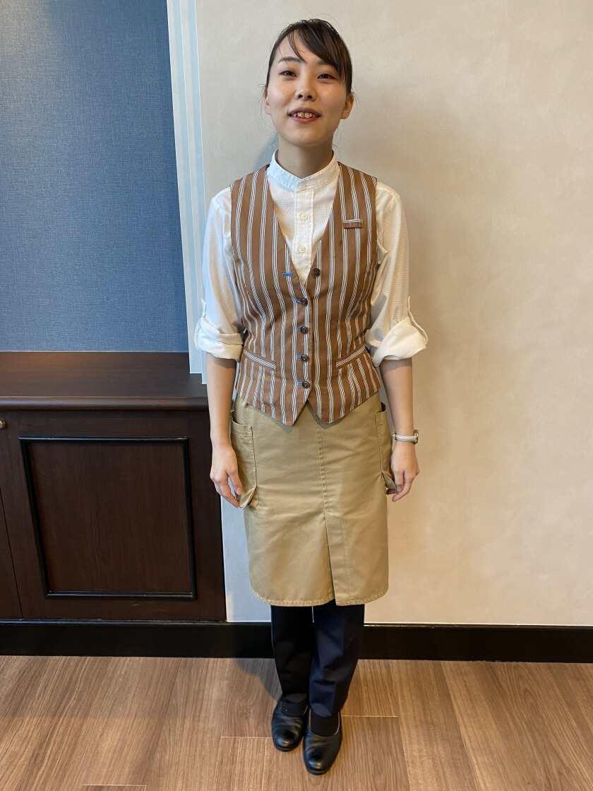 オリエンタルホテル東京ベイの制服1