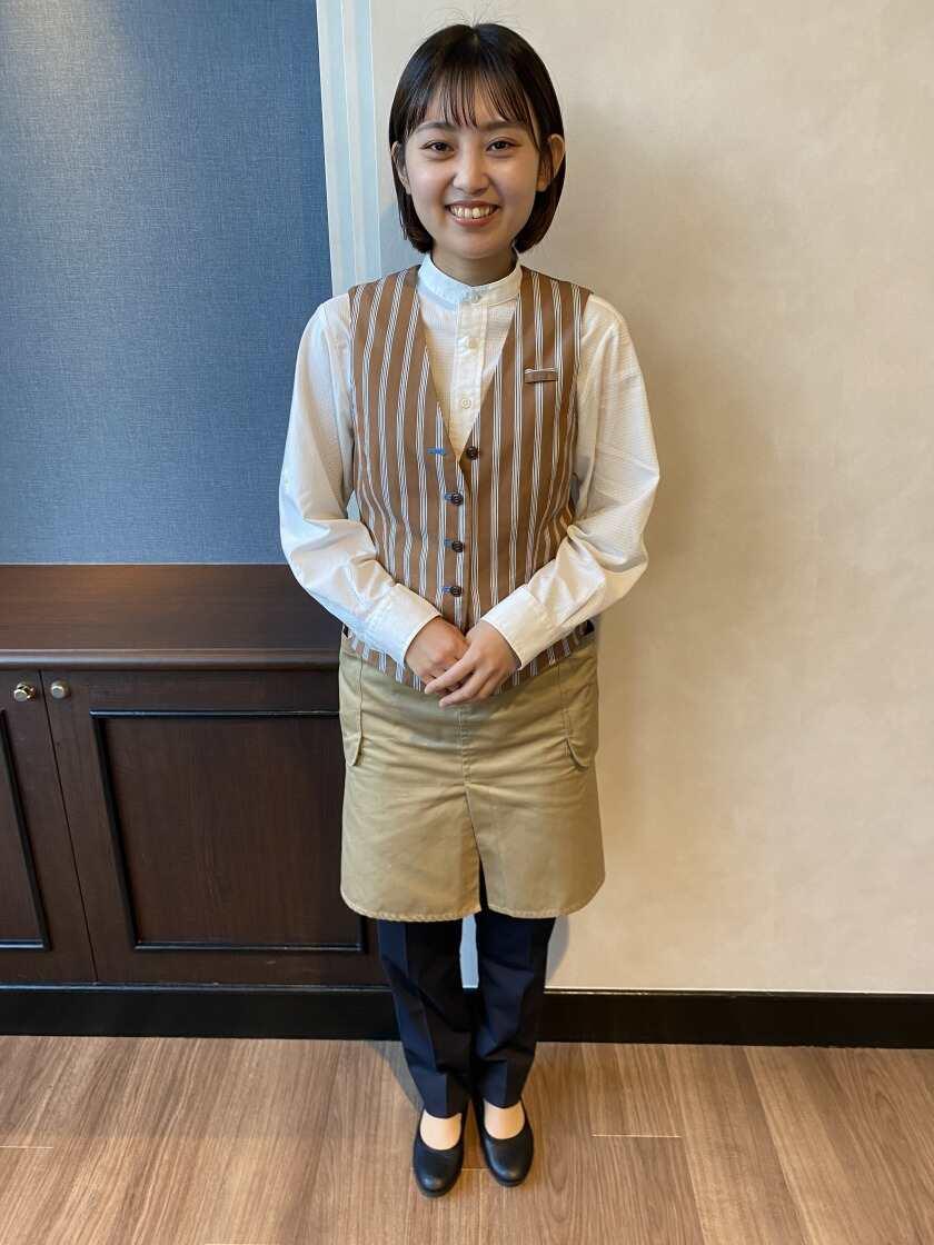 オリエンタルホテル東京ベイの制服1