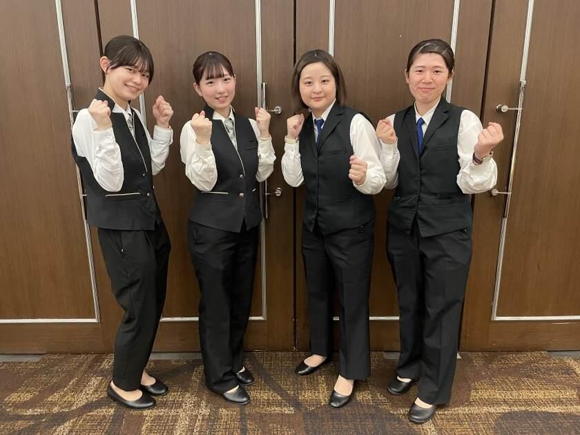 オリエンタルホテル東京ベイの制服1