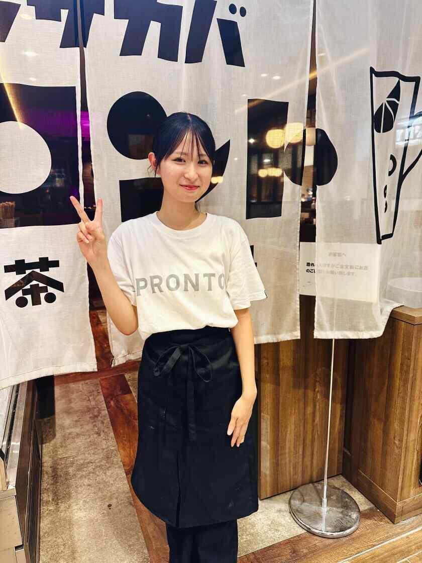 PRONTO二俣川店の制服3