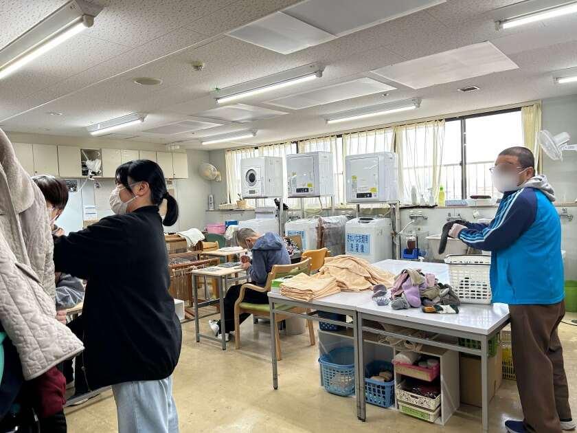 社会福祉法人 ノーマライゼーション協会 ハニカムの制服7