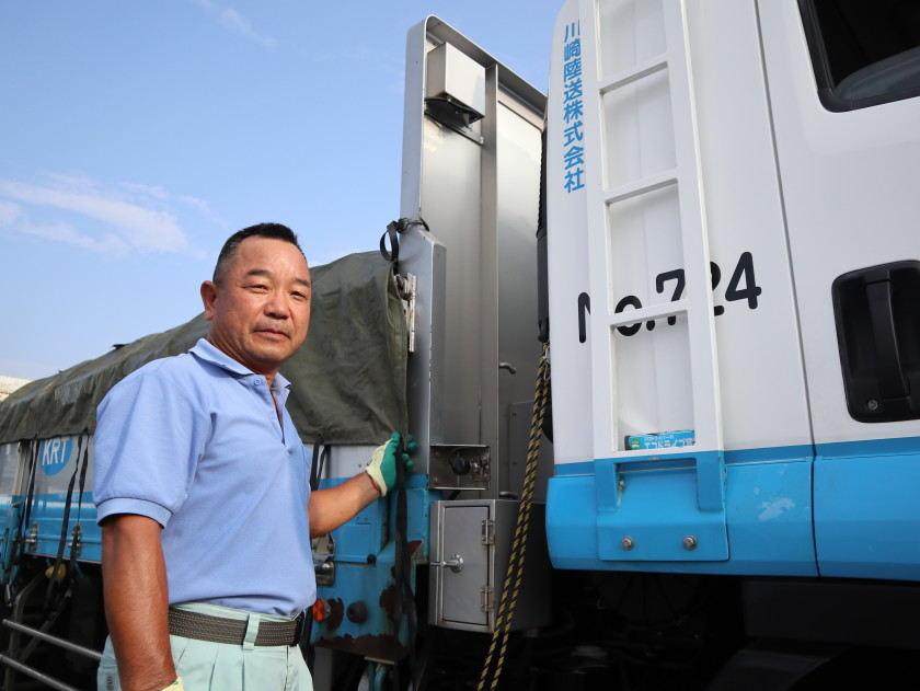 川崎陸送株式会社 江川営業所の制服3