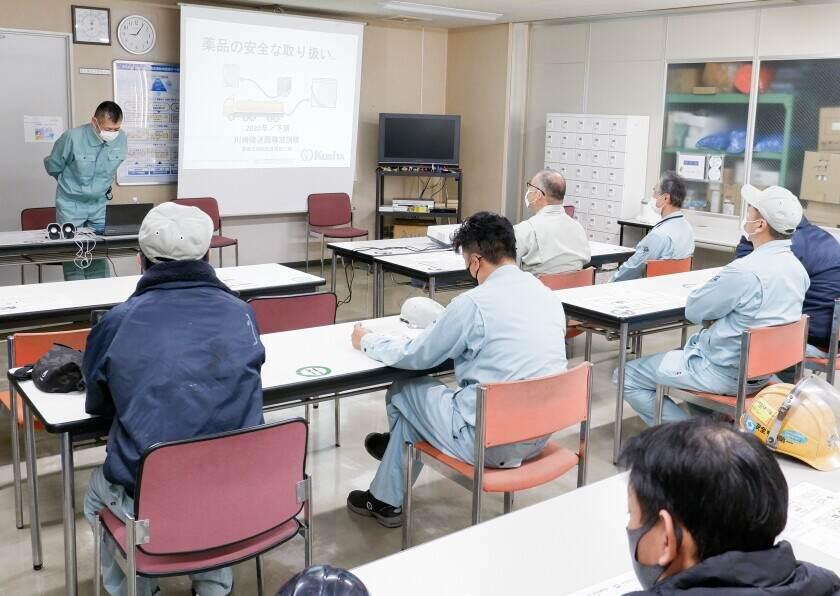 川崎陸送株式会社　赤穂事業所の制服1