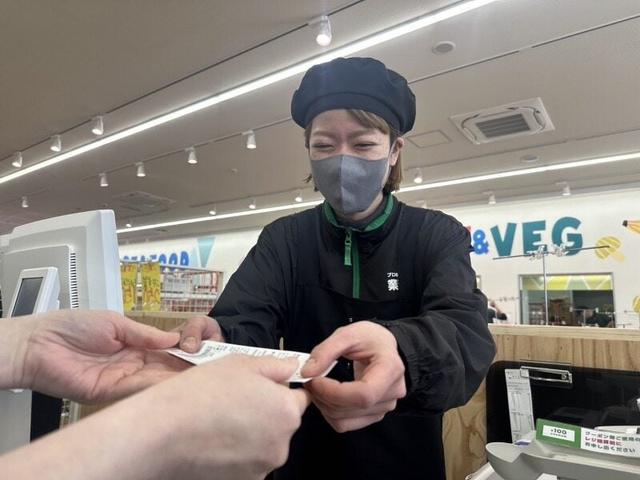 《主婦（夫）活躍中》育児・家事も両立OK◎/レジ打ちSTAFF募集(販売、さいたま市大宮区)のイメージ画像
