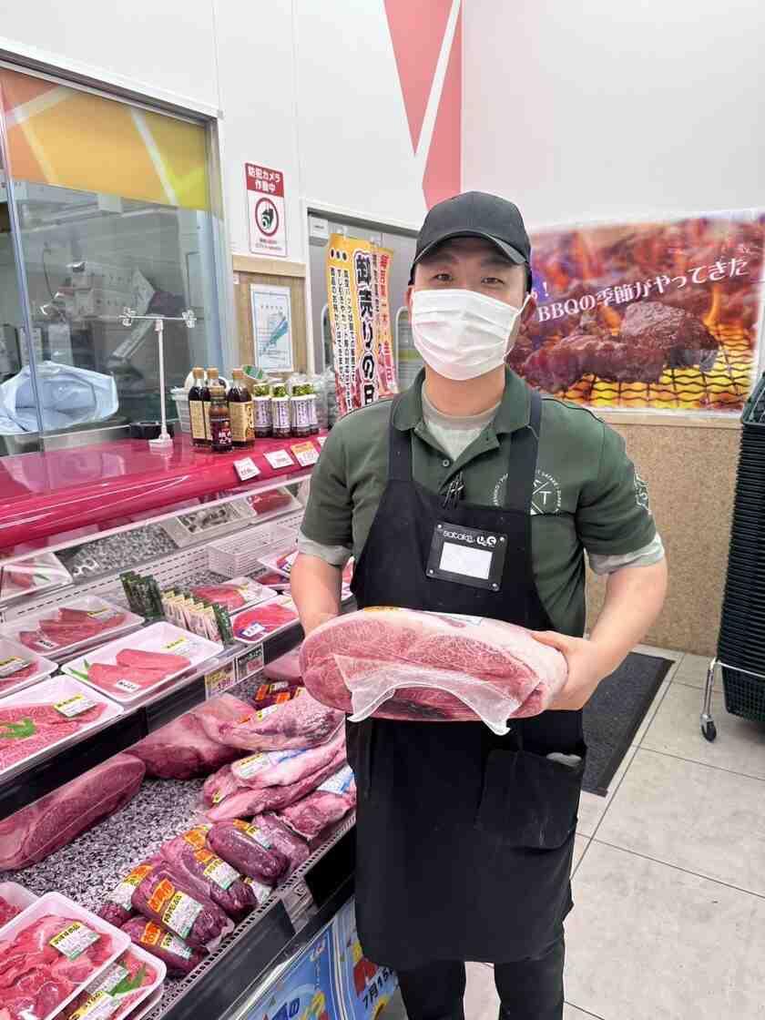 業務スーパーTAKENOKO　柄沢店の制服2