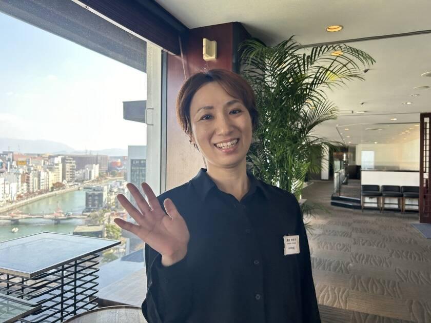 モーニングバイカフェオットーの制服2