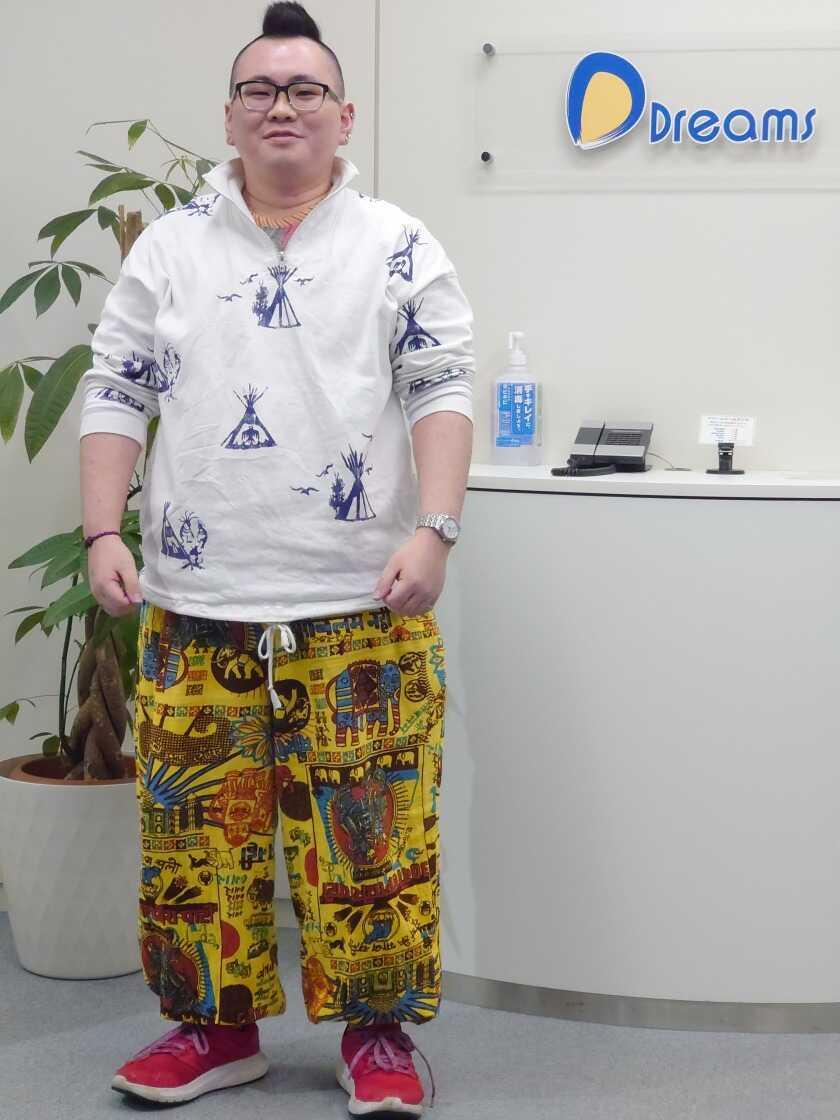 株式会社ドリームス　大森本社の制服1