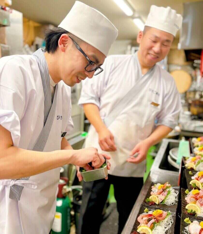 第二ひさご寿司(調理補助)の制服1