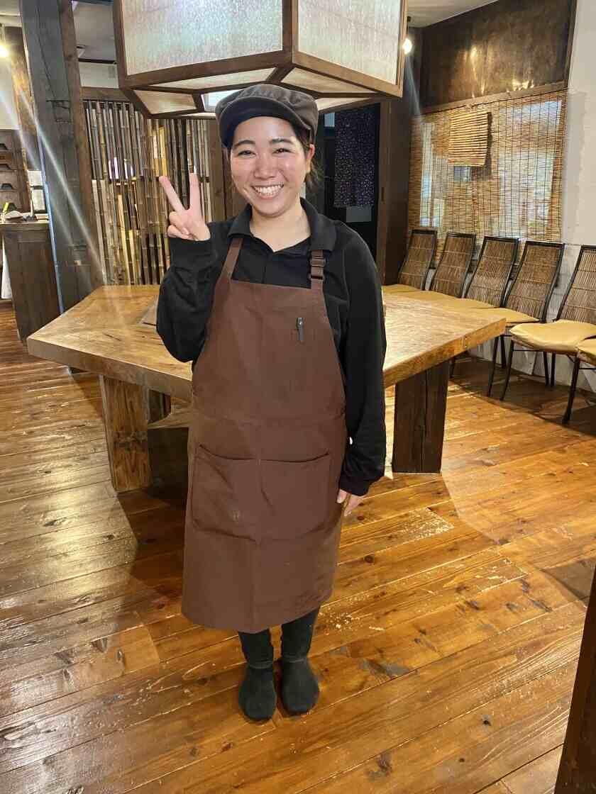 はんばあぐ處 ぎんごんちゃん。 安城店の制服2