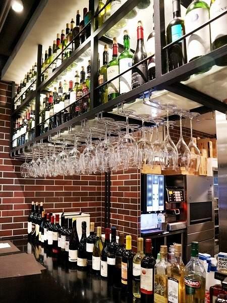 ダボッチャーノ KITTE丸の内店の制服4