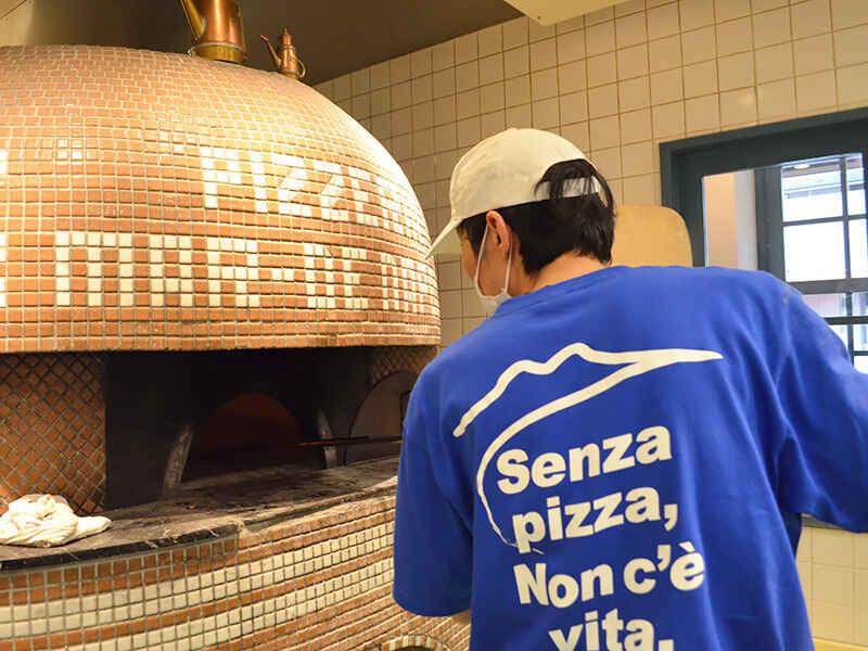 ピッツェリア マルデナポリ 上野毛店の仕事画像2