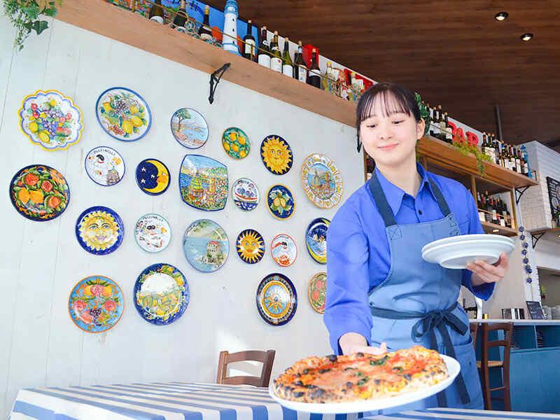 マルデナポリ横浜ベイクォーター店の仕事画像3