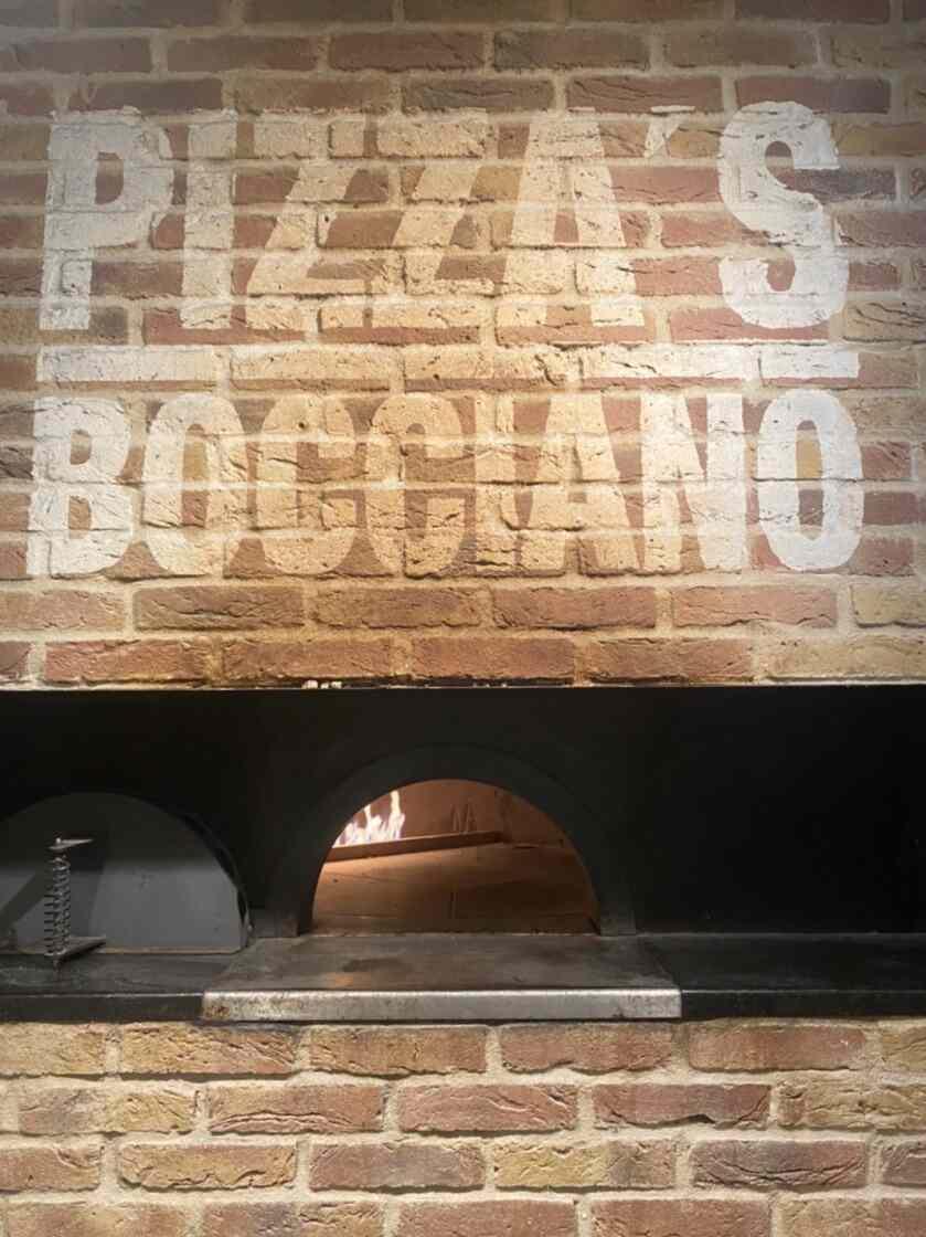 恵比寿ガーデンプレイス イタリアンバー ボッチャーノの制服2