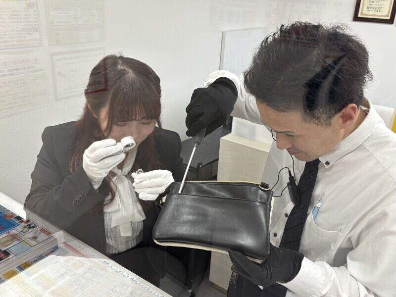 質屋かんてい局 神戸大蔵谷インター店の仕事画像2