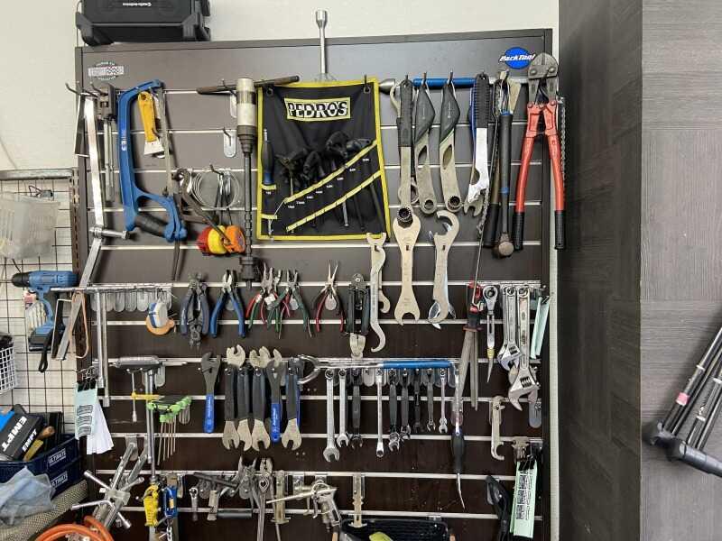 サイクルヒーロー堺駅プラットプラット店の仕事画像2