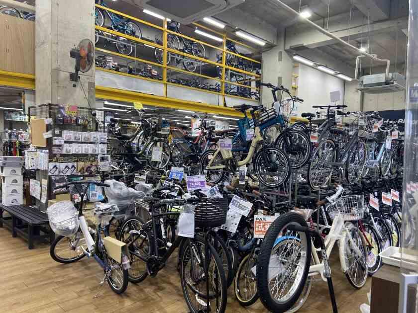 サイクルヒーローあべの店の制服6