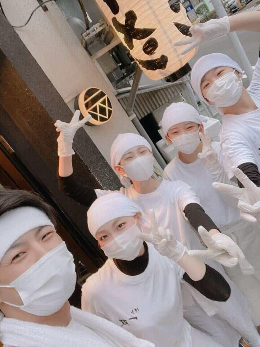 博多一双の制服5