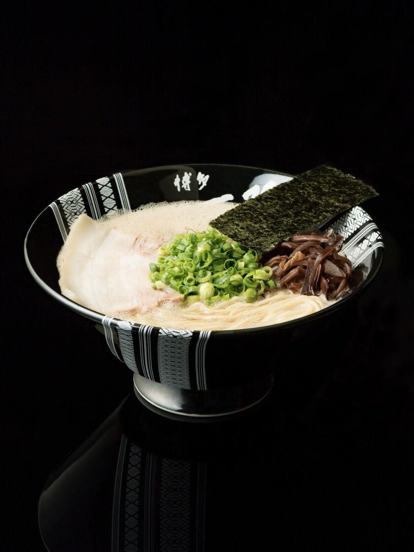 博多一双の制服6