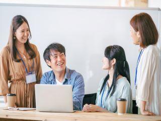 株式会社アンフ・スタイル　東京支社の制服1