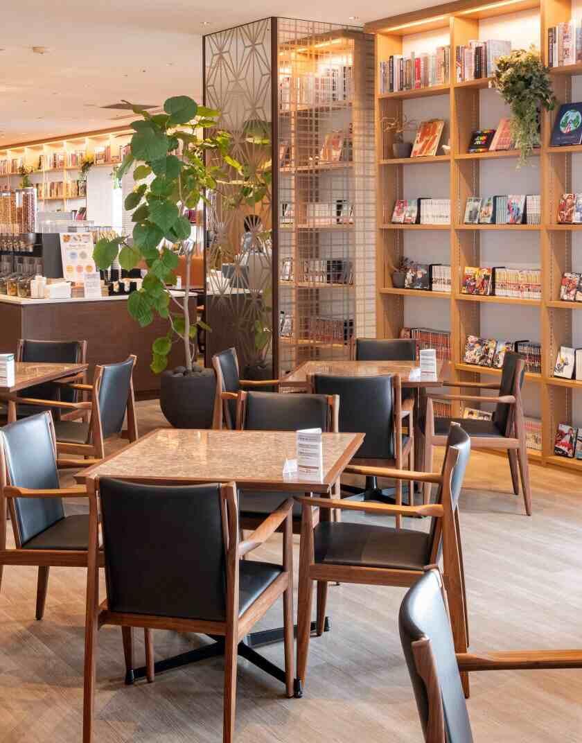 SHARE LOUNGE 押上の制服2