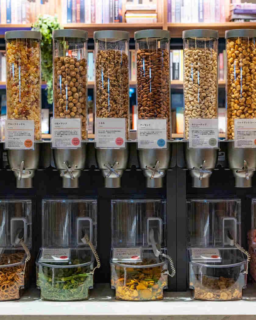 SHARE LOUNGE 押上の制服1